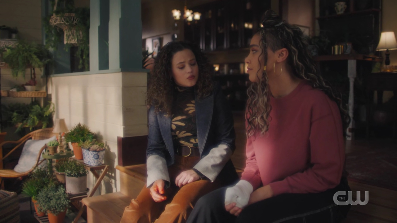 charmed-online-dot-nl_Charmed4x08Unveiled0779.jpg