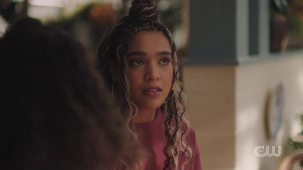 charmed-online-dot-nl_Charmed4x08Unveiled0796.jpg