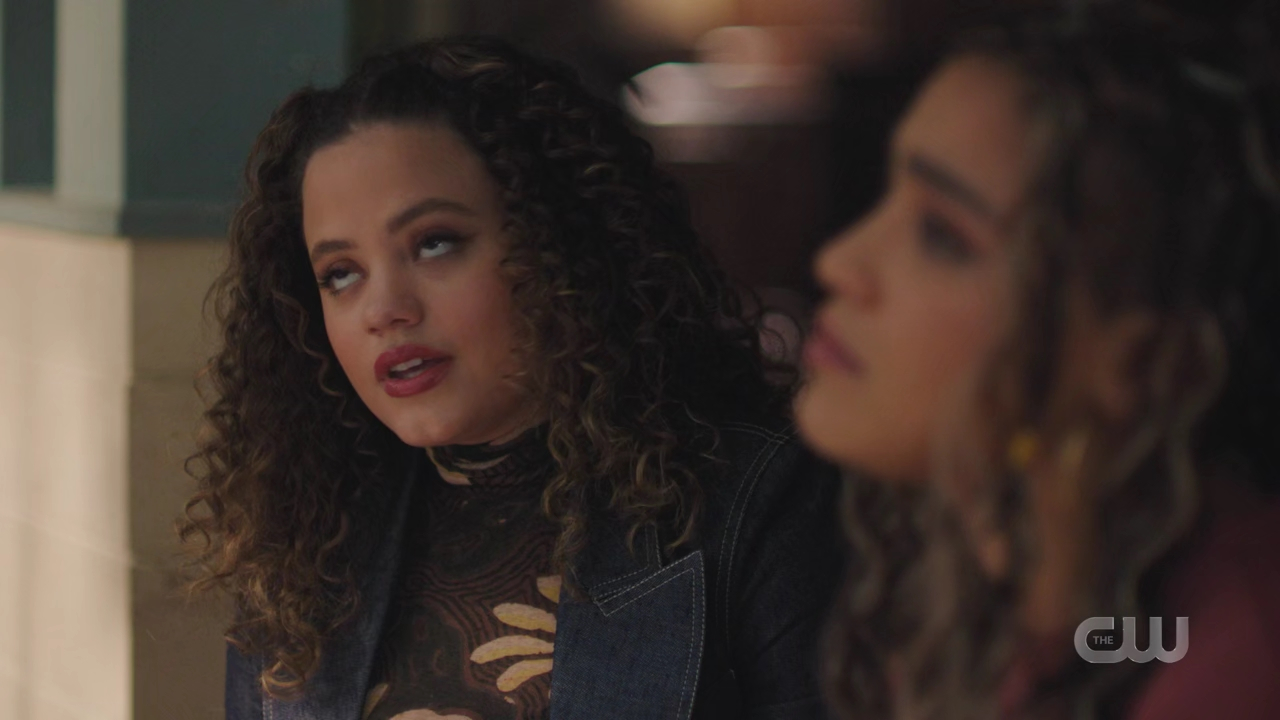 charmed-online-dot-nl_Charmed4x08Unveiled0818.jpg