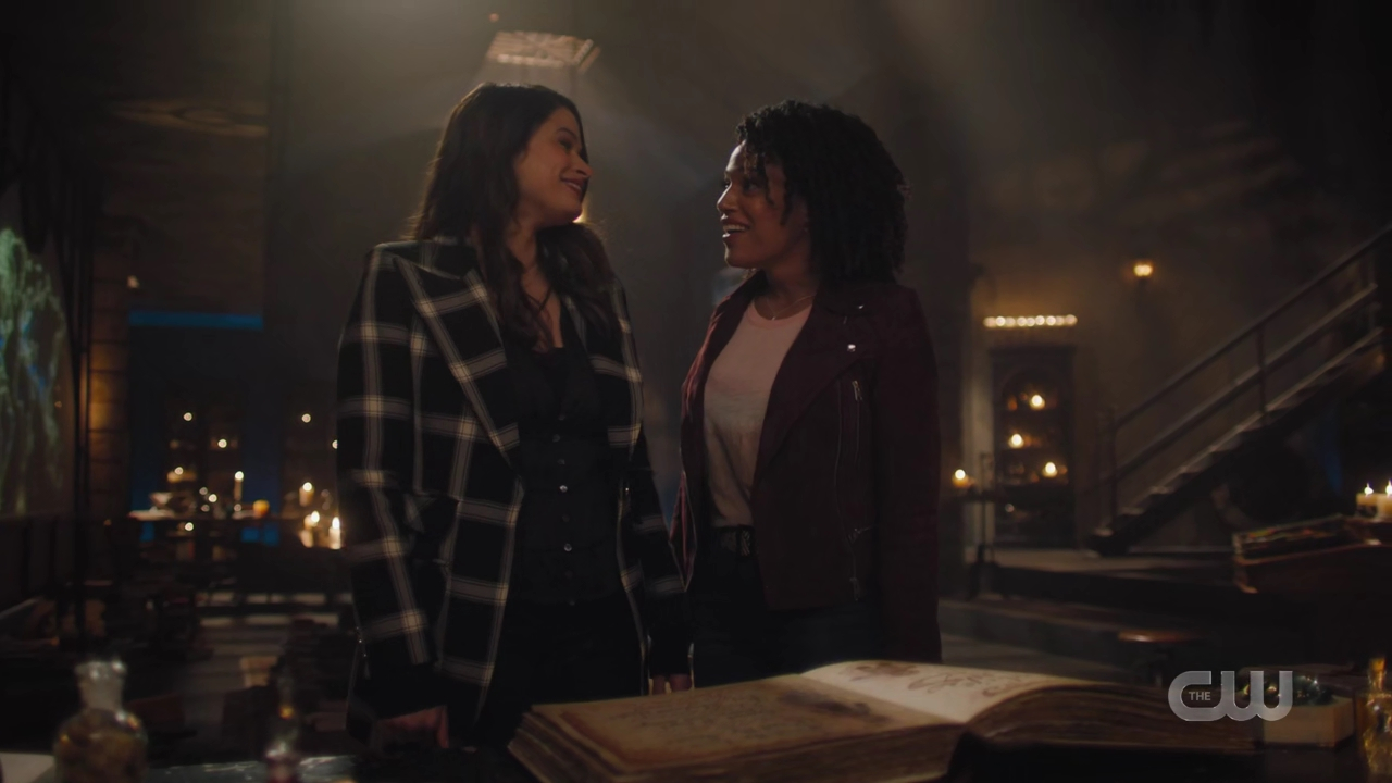 charmed-online-dot-nl_Charmed4x08Unveiled0911.jpg