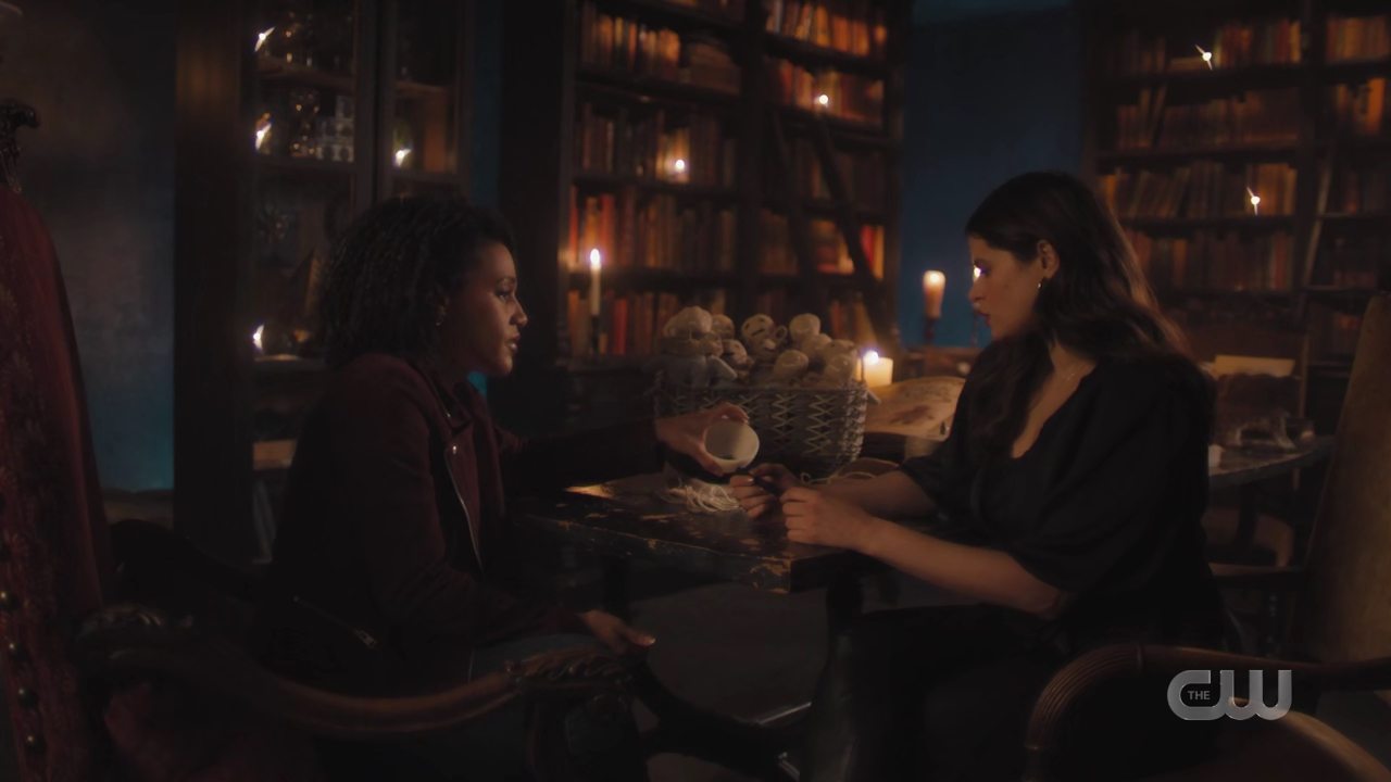 charmed-online-dot-nl_Charmed4x08Unveiled1236.jpg