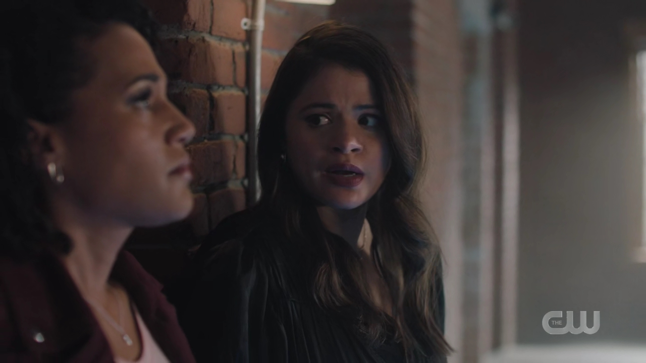 charmed-online-dot-nl_Charmed4x08Unveiled1259.jpg