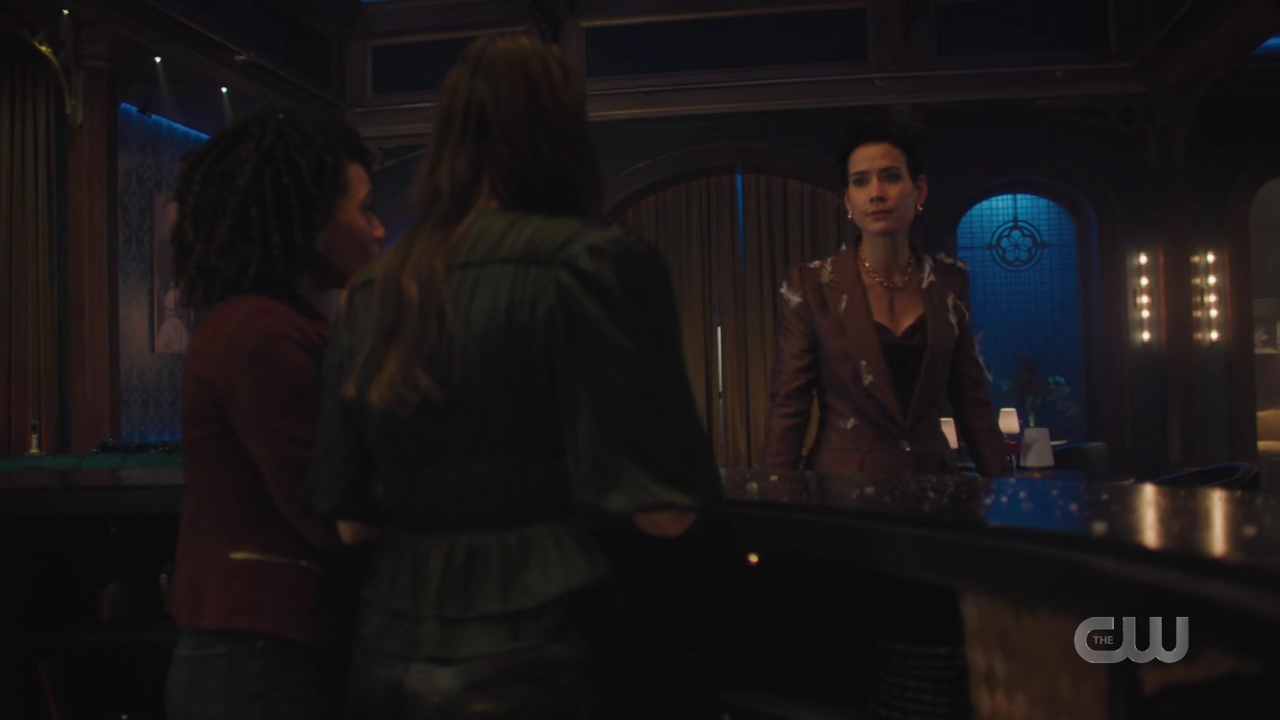 charmed-online-dot-nl_Charmed4x08Unveiled1466.jpg