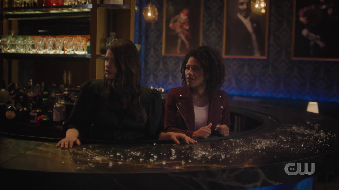 charmed-online-dot-nl_Charmed4x08Unveiled1468.jpg
