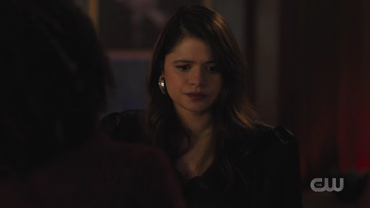 charmed-online-dot-nl_Charmed4x08Unveiled1509.jpg