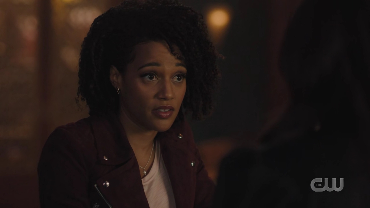 charmed-online-dot-nl_Charmed4x08Unveiled1512.jpg
