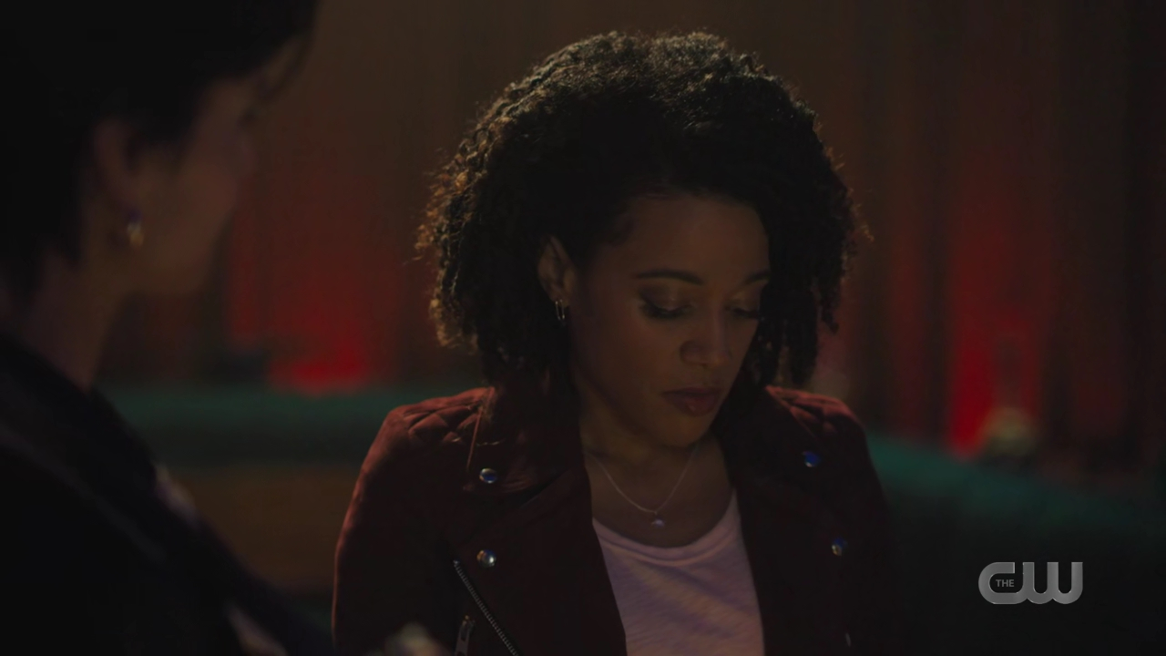 charmed-online-dot-nl_Charmed4x08Unveiled1714.jpg charmed-online-dot-nl_Charmed4x08Unveiled1714.jpg