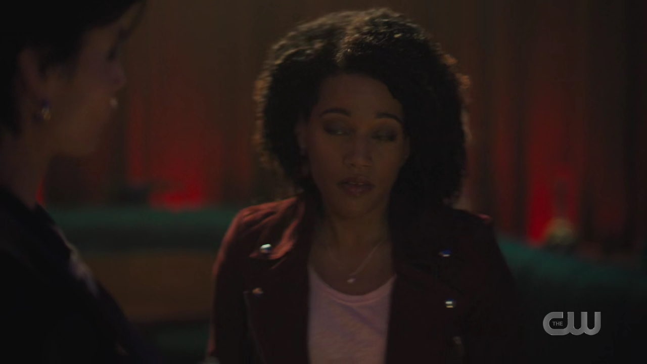 charmed-online-dot-nl_Charmed4x08Unveiled1718.jpg