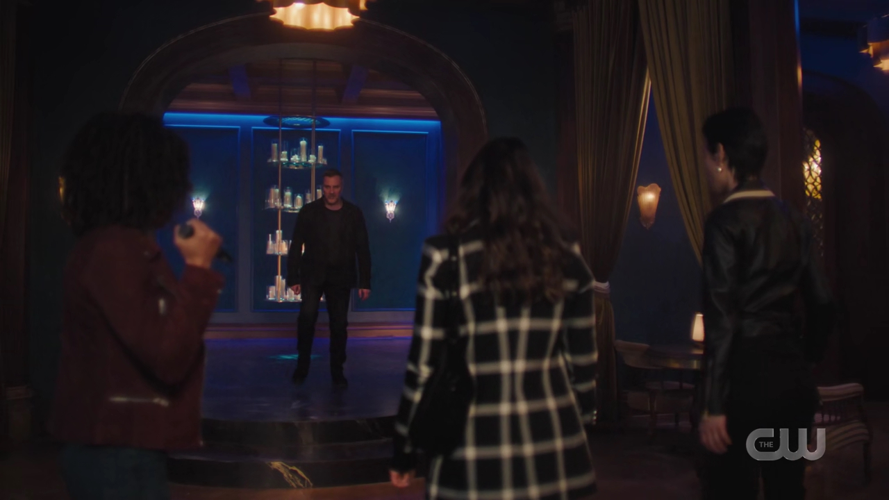 charmed-online-dot-nl_Charmed4x08Unveiled1753.jpg