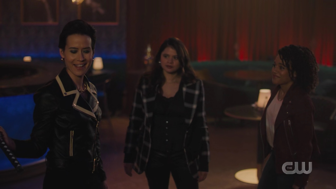 charmed-online-dot-nl_Charmed4x08Unveiled1769.jpg