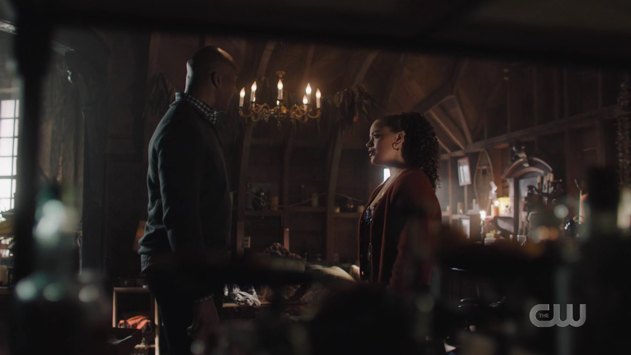 charmed-online-dot-nl_Charmed4x09TruthorCares0314.jpg