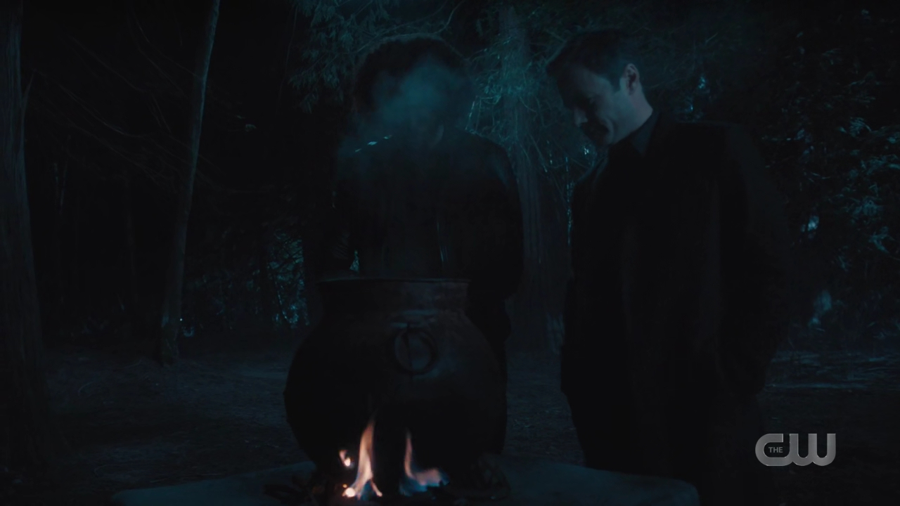 charmed-online-dot-nl_Charmed4x09TruthorCares1530.jpg
