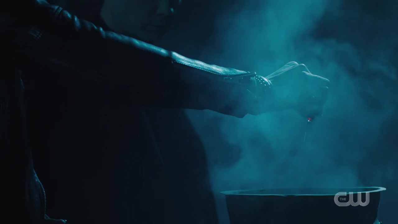 charmed-online-dot-nl_Charmed4x09TruthorCares1556.jpg charmed-online-dot-nl_Charmed4x09TruthorCares1556.jpg