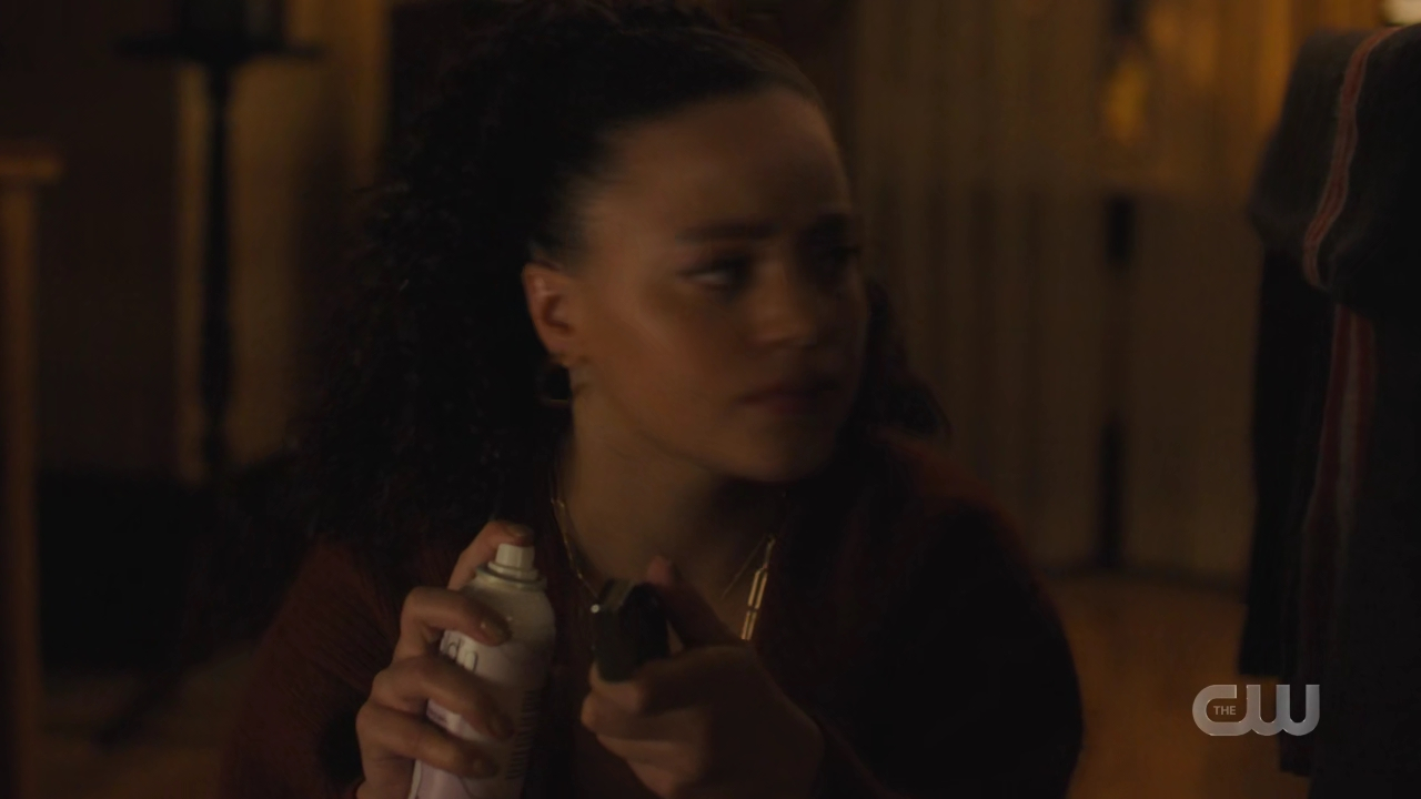 charmed-online-dot-nl_Charmed4x09TruthorCares1595.jpg