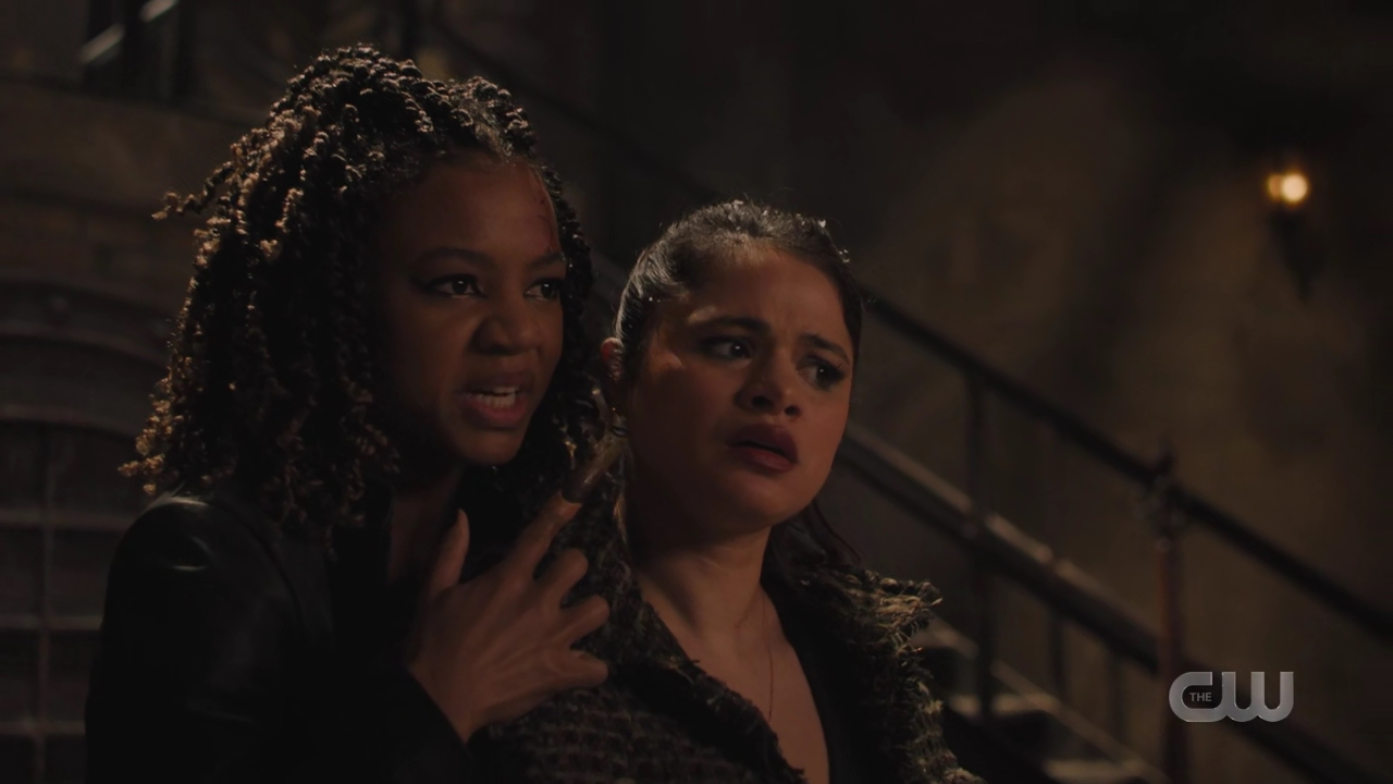 charmed-online-dot-nl_Charmed4x09TruthorCares1937.jpg