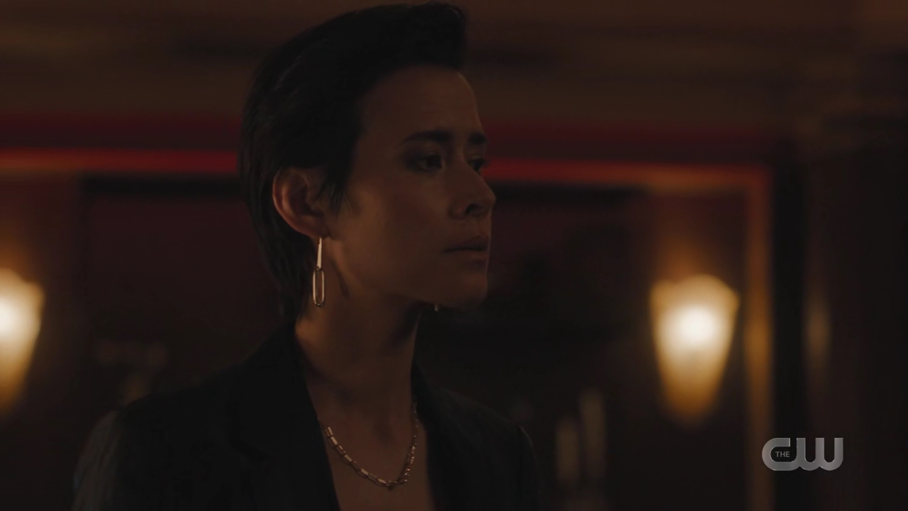 charmed-online-dot-nl_Charmed4x10HashingItOut0323.jpg