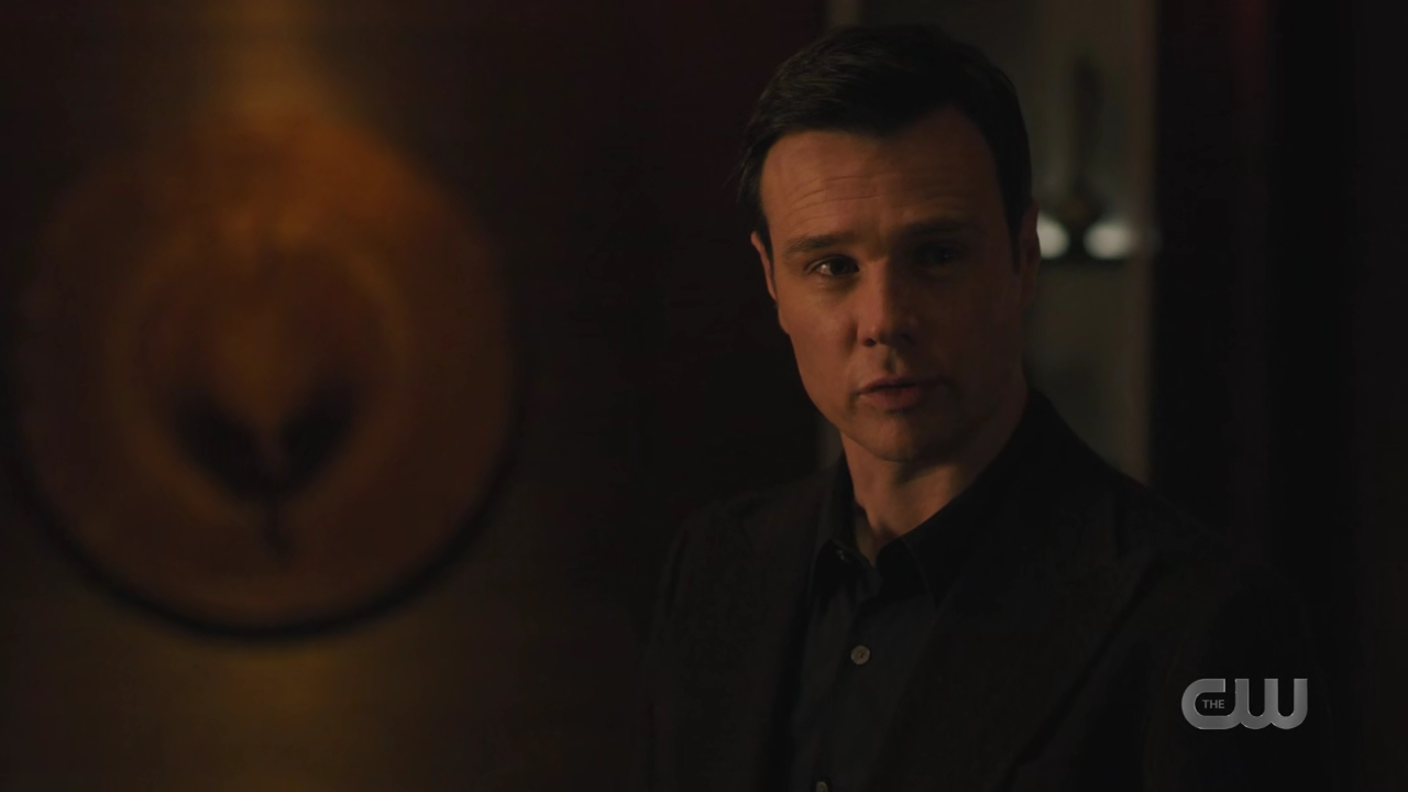 charmed-online-dot-nl_Charmed4x10HashingItOut0451.jpg