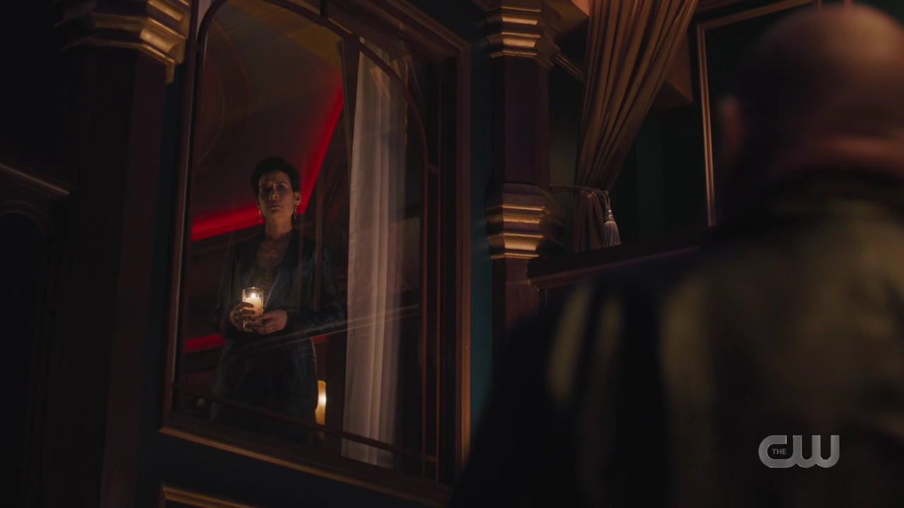 charmed-online-dot-nl_Charmed4x10HashingItOut1773.jpg
