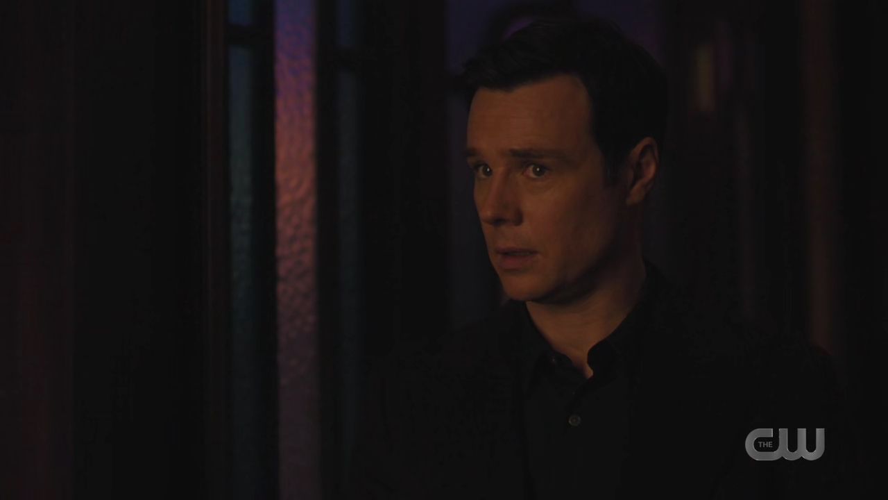 charmed-online-dot-nl_Charmed4x10HashingItOut1797.jpg