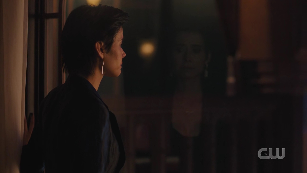 charmed-online-dot-nl_Charmed4x10HashingItOut1828.jpg