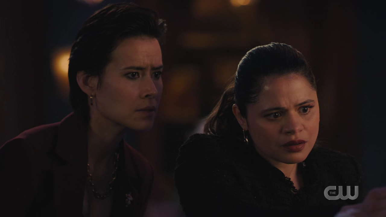 charmed-online-dot-nl_Charmed4x11DivineSecretsoftheOGSisterhood0914.jpg