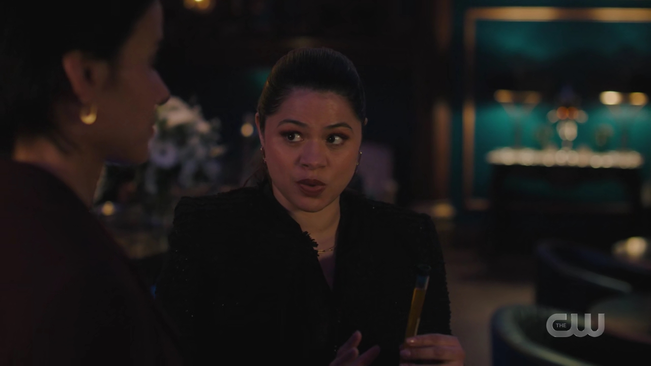 charmed-online-dot-nl_Charmed4x11DivineSecretsoftheOGSisterhood0937.jpg