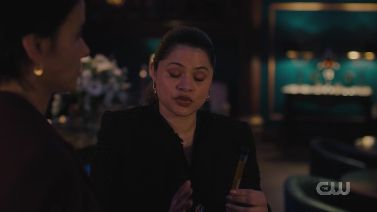 charmed-online-dot-nl_Charmed4x11DivineSecretsoftheOGSisterhood0940.jpg