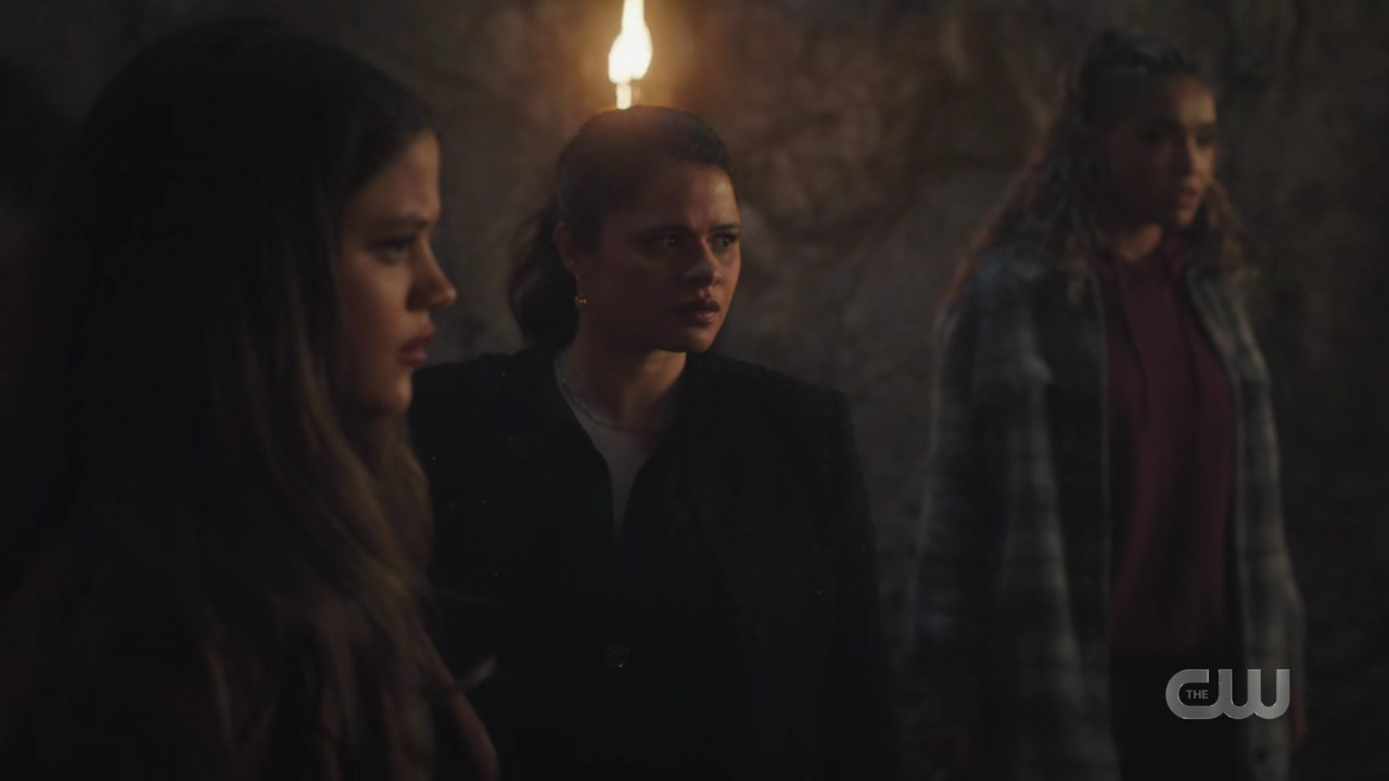 charmed-online-dot-nl_Charmed4x11DivineSecretsoftheOGSisterhood2332.jpg