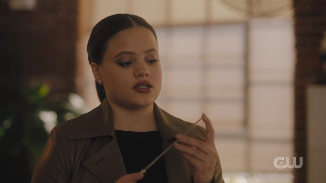 charmed-online-dot-nl_Charmed4x12BeKindRewind1152.jpg