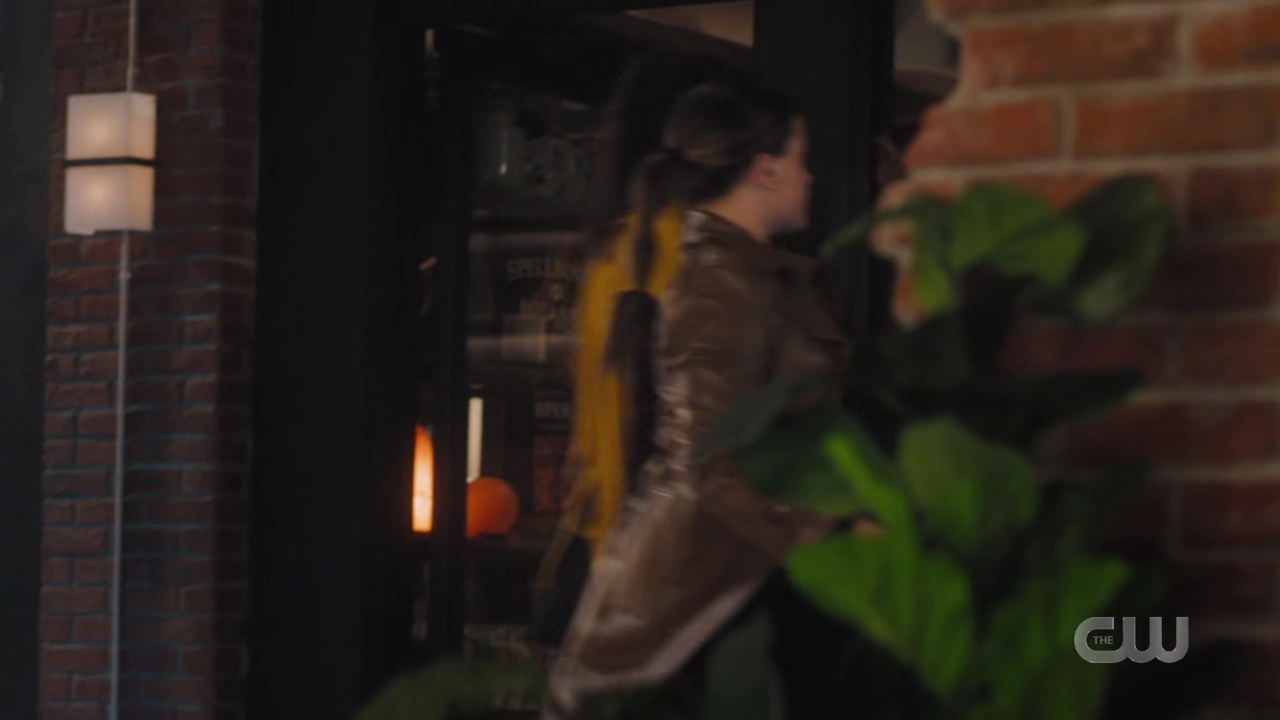 charmed-online-dot-nl_Charmed4x12BeKindRewind1217.jpg