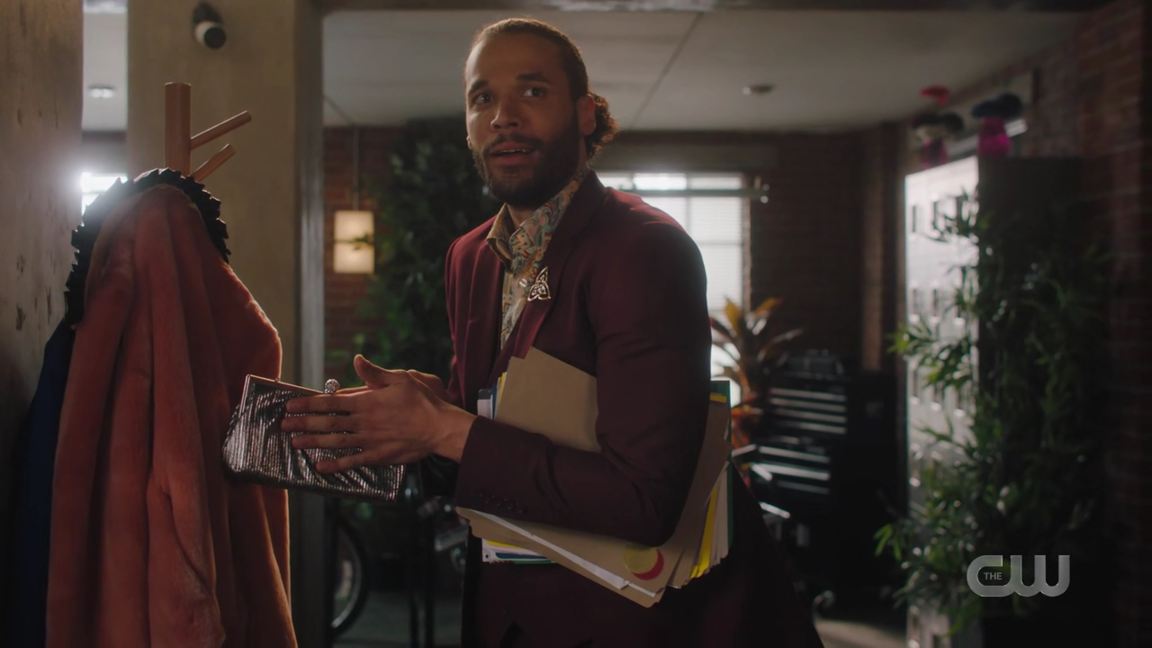 charmed-online-dot-nl_Charmed4x12BeKindRewind1259.jpg