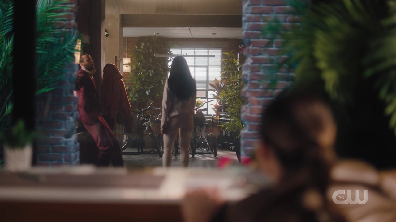 charmed-online-dot-nl_Charmed4x12BeKindRewind1283.jpg