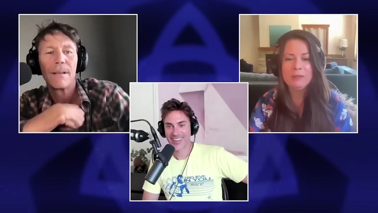 Charmed-Online-dot-nl_HoHxSomethingWiccaThisWayComes1202.jpg Charmed-Online-dot-nl_HoHxSomethingWiccaThisWayComes1202.jpg