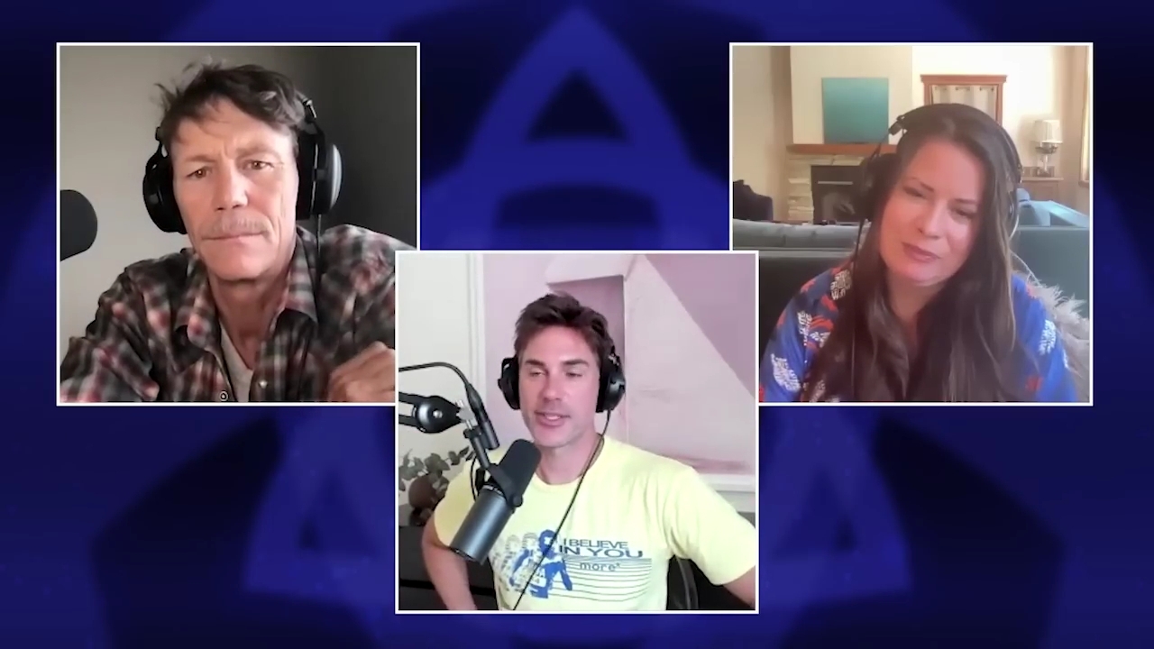 Charmed-Online-dot-nl_HoHxSomethingWiccaThisWayComes1984.jpg Charmed-Online-dot-nl_HoHxSomethingWiccaThisWayComes1984.jpg