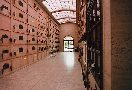 Cemetary_Prue2.jpg