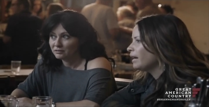 Charmed-Online-dot-net_OffTheMapWithShannenandHolly-S01E01-02-0670.jpg Charmed-Online-dot-net_OffTheMapWithShannenandHolly-S01E01-02-0670.jpg