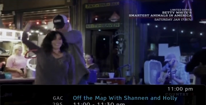 Charmed-Online-dot-net_OffTheMapWithShannenandHolly-S01E03-04-0002.jpg