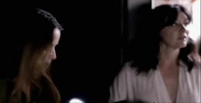 Charmed-Online-dot-net_OffTheMapWithShannenandHolly-S01E05-0888.jpg
