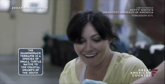 Charmed-Online-dot-net_OffTheMapWithShannenandHolly-S01E05-0965.jpg