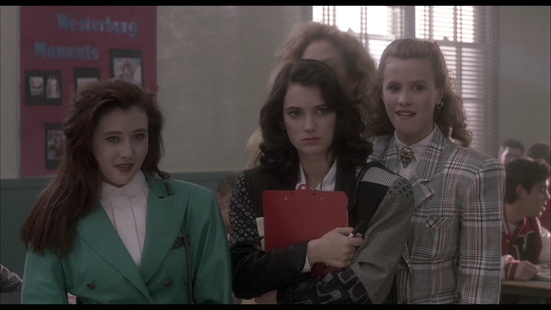 Charmed-Online_dot_nl-Heathers0313.jpg