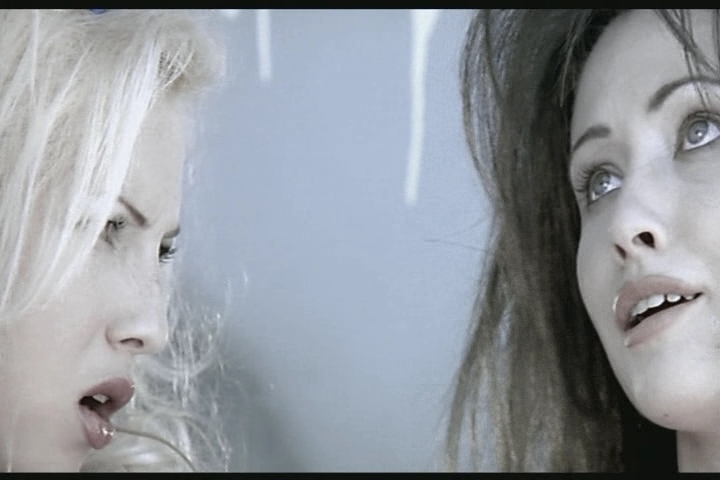 Charmed-Online_dot_nl-Nowhere1240.jpg